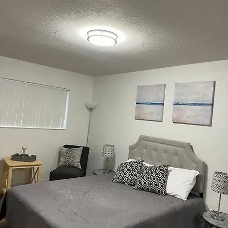 Sequoia Villa Visalia Extérieur photo