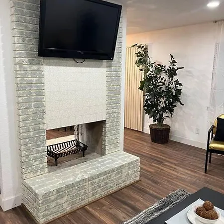 Sequoia Villa Visalia Extérieur photo